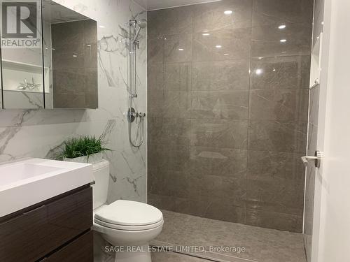 303 - 301 Markham Street, Toronto, ON - Indoor Photo Showing Bathroom