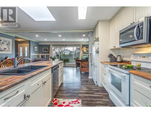 235 Gibbs Road W, Kelowna, BC - Indoor Photo Showing Kitchen With Double Sink