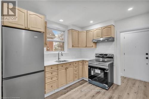 555 Upper Sherman Avenue, Hamilton, ON - Indoor Photo Showing Kitchen