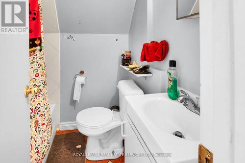 577 Huron Street, Toronto, ON - Indoor Photo Showing Bathroom