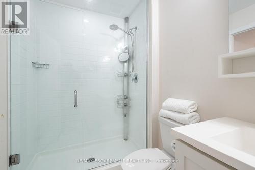 149 - 1890 Rymal Road E, Hamilton, ON - Indoor Photo Showing Bathroom