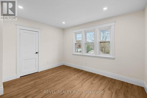 69 Roxborough Avenue, Hamilton, ON - Indoor Photo Showing Other Room