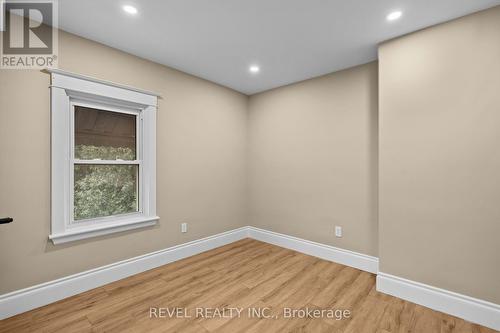 69 Roxborough Avenue, Hamilton, ON - Indoor Photo Showing Other Room