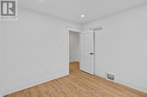 69 Roxborough Avenue, Hamilton, ON - Indoor Photo Showing Other Room