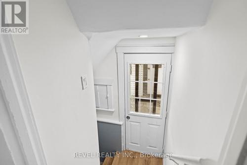 69 Roxborough Avenue, Hamilton, ON - Indoor Photo Showing Other Room