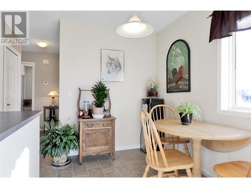 6442 Spencer Road Lot# 99, Kelowna, BC - Indoor Photo Showing Dining Room