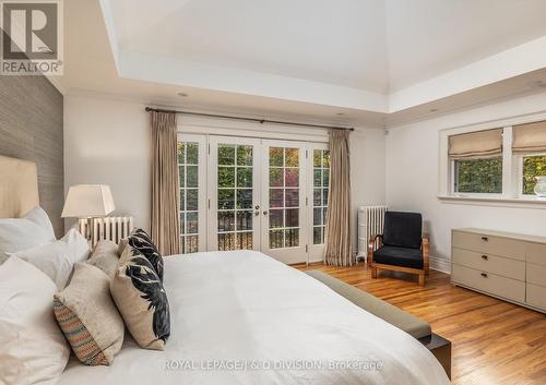 15 Killarney Road, Toronto, ON - Indoor Photo Showing Bedroom