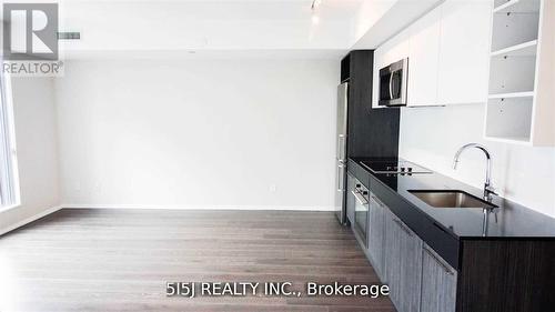 2803 - 68 Shuter Street, Toronto, ON - Indoor Photo Showing Kitchen