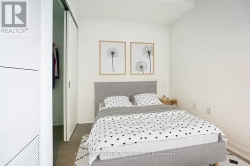 1712 - 195 Mccaul Street, Toronto, ON - Indoor Photo Showing Bedroom