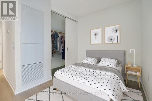 1712 - 195 Mccaul Street, Toronto, ON - Indoor Photo Showing Bedroom