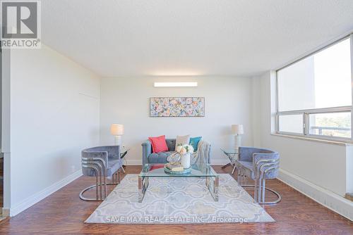 322 - 1050 Stainton Drive, Mississauga, ON - Indoor