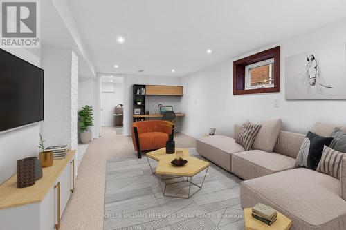 70 Superior Avenue, Toronto, ON - Indoor Photo Showing Living Room