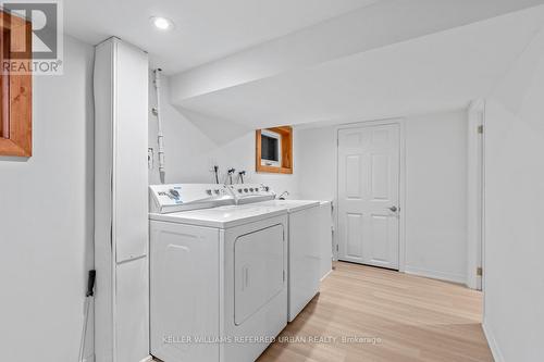 70 Superior Avenue, Toronto, ON - Indoor Photo Showing Laundry Room