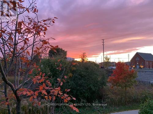 28 - 2508 Post Road, Oakville, ON - Outdoor With View