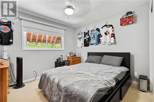 6 Butler Crescent, St. Catharines, ON - Indoor Photo Showing Bedroom