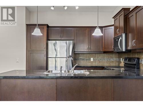 3521 Carrington Road Unit# 107, West Kelowna, BC - Indoor Photo Showing Kitchen With Double Sink