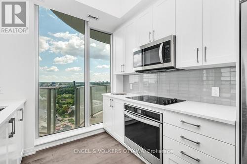 2607 - 805 Carling Avenue, Ottawa, ON - Indoor Photo Showing Kitchen With Upgraded Kitchen