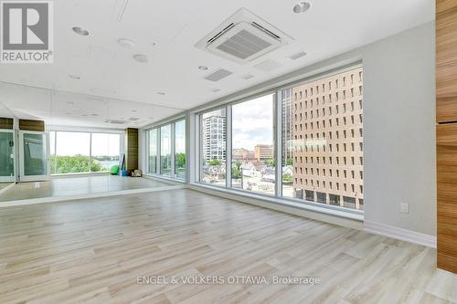 2607 - 805 Carling Avenue, Ottawa, ON - Indoor Photo Showing Other Room