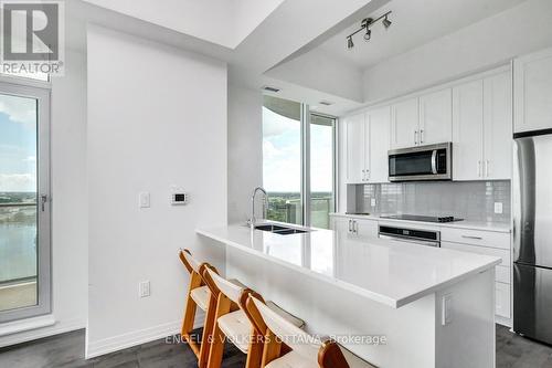 2607 - 805 Carling Avenue, Ottawa, ON - Indoor Photo Showing Kitchen With Double Sink