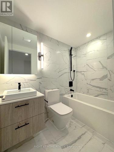 510 - 10 James Street, Ottawa, ON - Indoor Photo Showing Bathroom