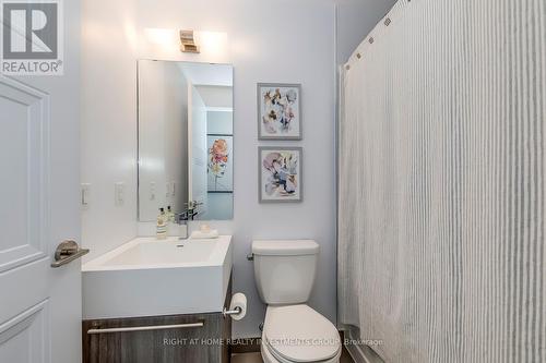 414 - 25 Neighbourhood Lane, Toronto, ON - Indoor Photo Showing Bathroom