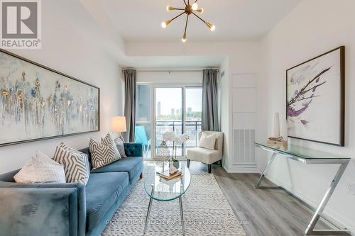 414 - 25 Neighbourhood Lane, Toronto, ON - Indoor Photo Showing Living Room