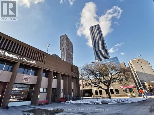 4103 - 395 Bloor Street E, Toronto, ON - Outdoor With Facade