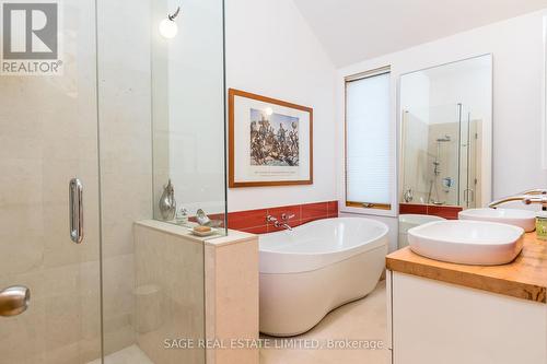 Main - 70 Manning Avenue, Toronto, ON - Indoor Photo Showing Bathroom