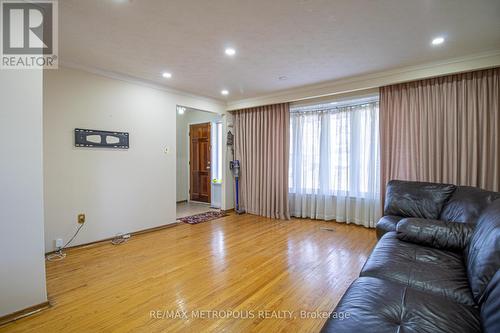 Main - 37 Albacore Crescent, Toronto, ON - Indoor Photo Showing Other Room