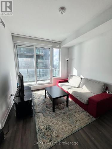 3911 - 1926 Lakeshore Boulevard W, Toronto, ON - Indoor Photo Showing Living Room