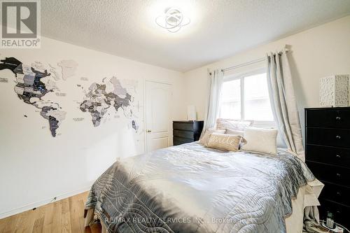 6195 Ford Road W, Mississauga, ON - Indoor Photo Showing Bedroom