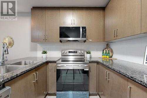 # 26 - 636 Evans Avenue, Toronto, ON - Indoor Photo Showing Kitchen With Double Sink