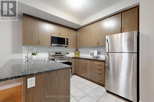 # 26 - 636 Evans Avenue, Toronto, ON - Indoor Photo Showing Kitchen With Stainless Steel Kitchen With Double Sink