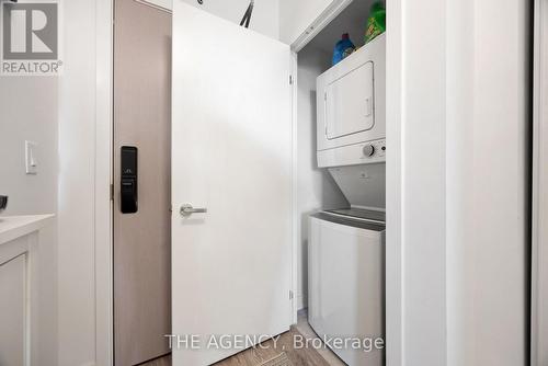 A603 - 3210 Dakota Common, Burlington, ON - Indoor Photo Showing Laundry Room