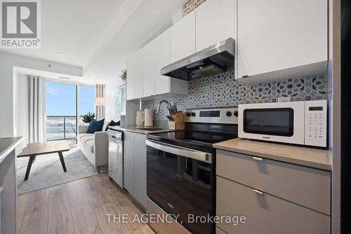 A603 - 3210 Dakota Common, Burlington, ON - Indoor Photo Showing Kitchen With Stainless Steel Kitchen