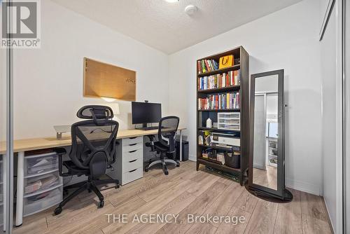 A603 - 3210 Dakota Common, Burlington, ON - Indoor Photo Showing Office