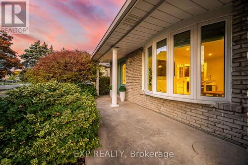 853 Willow Avenue, Milton, ON - Outdoor With Deck Patio Veranda