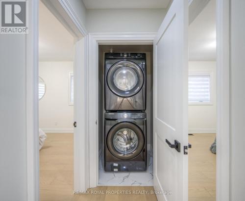 222 Victoria Street N, Woodstock, ON - Indoor Photo Showing Laundry Room