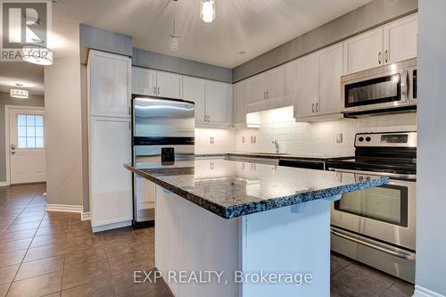 60 - 535 Margaret Street, Cambridge, ON - Indoor Photo Showing Kitchen With Upgraded Kitchen