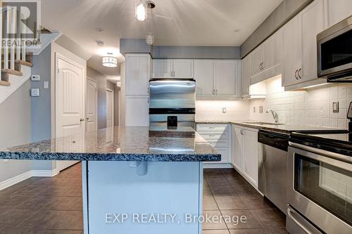 60 - 535 Margaret Street, Cambridge, ON - Indoor Photo Showing Kitchen With Upgraded Kitchen