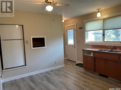 301 Prince Street, Imperial, SK - Indoor Photo Showing Kitchen With Double Sink