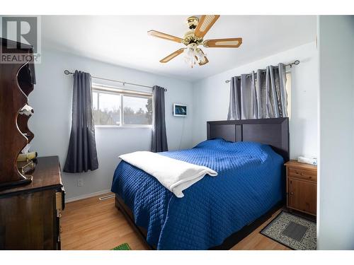 3413 24 Avenue, Vernon, BC - Indoor Photo Showing Bedroom