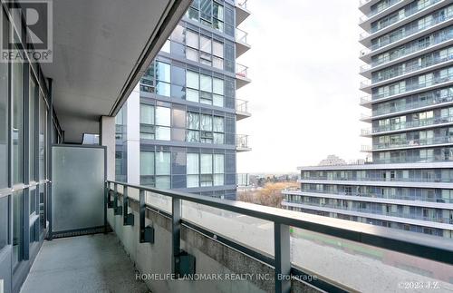 808 - 2200 Lake Shore Boulevard W, Toronto, ON - Outdoor