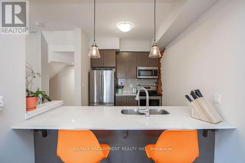 57 - 377 Glancaster Road, Hamilton, ON - Indoor Photo Showing Kitchen With Stainless Steel Kitchen With Double Sink