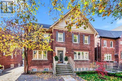 3Rd Flr - 113 Chaplin Crescent, Toronto, ON - Outdoor With Facade