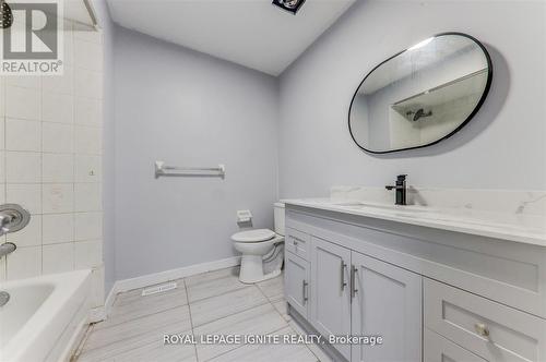 201 Sophia Road, Markham, ON - Indoor Photo Showing Bathroom