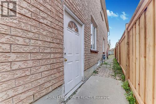 201 Sophia Road, Markham, ON - Outdoor