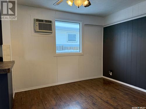 1016 Stadacona Street E, Moose Jaw, SK - Indoor Photo Showing Other Room