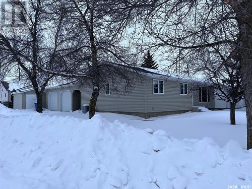 201 Milburn Street, Melfort, SK - Outdoor