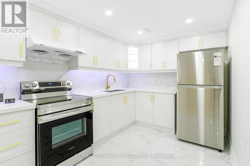 51 Feint Drive, Ajax, ON - Indoor Photo Showing Kitchen